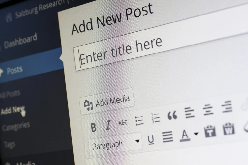 WordPress backup plugin dashboard showing schedule settings